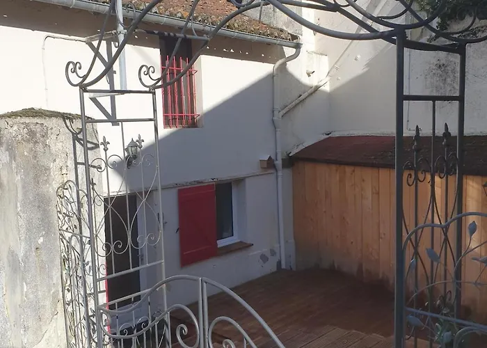 Le Du Noyer Сasa de vacaciones *