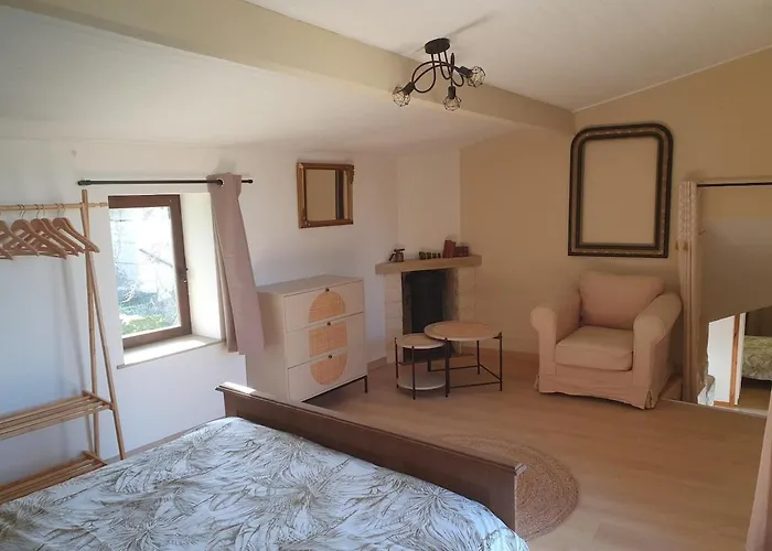 Vakantiehuis Le Du Noyer Curcay